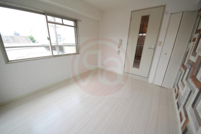 物件内観写真5　(使いやすいリビングです)