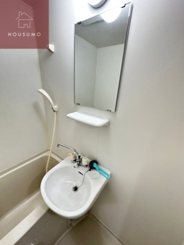 独立洗面台(使いやすい独立洗面台です)
