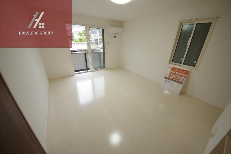 物件内観写真6　(使いやすいリビングです)