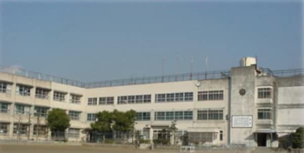 周辺環境(東大阪市立孔舎衙小学校 774m)