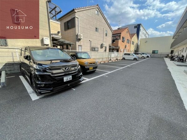 駐車場(駐車場完備です)