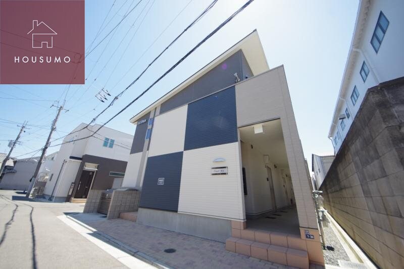 物件外観写真1　(物件の外観です)