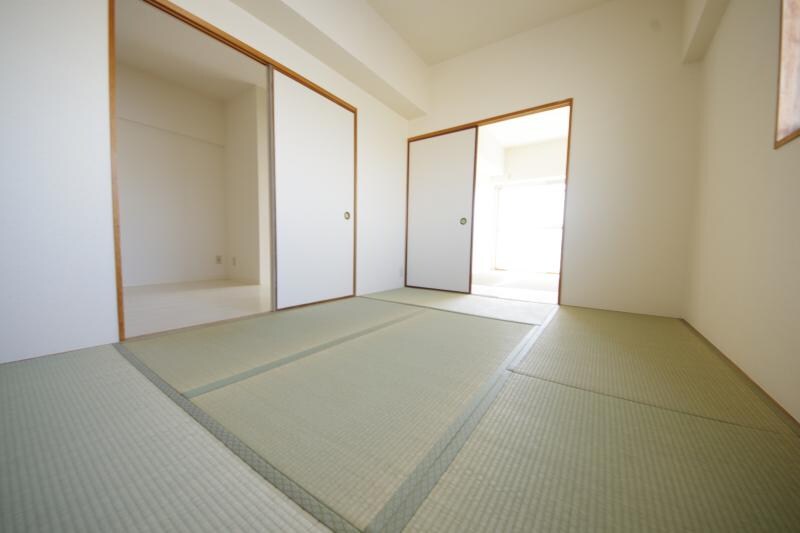 物件内観写真24　(和室があると、家にあたたかい雰囲気が生まれます)