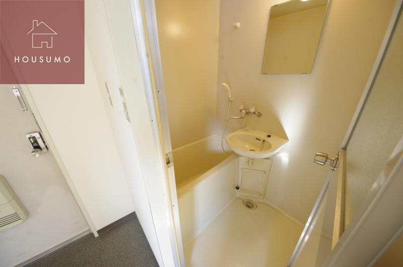 物件内観写真7　(きれいなお風呂です)