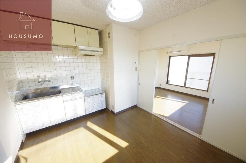 物件内観写真16　(居間です)