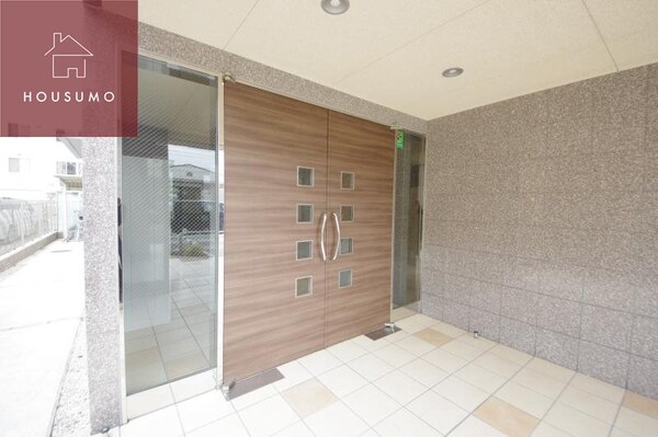 エントランス(建物の内部です)