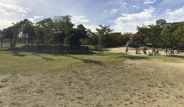 周辺環境(吉原公園 1076m)