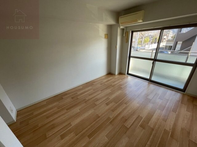 物件内観写真16　(おしゃれなリビングです)