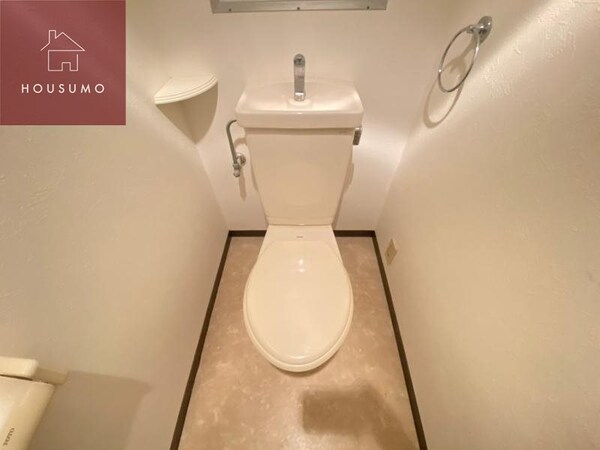 トイレ(シンプルで使いやすいトイレです)