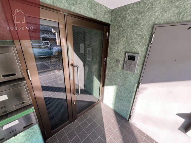 物件外観写真2　(ロビーです)