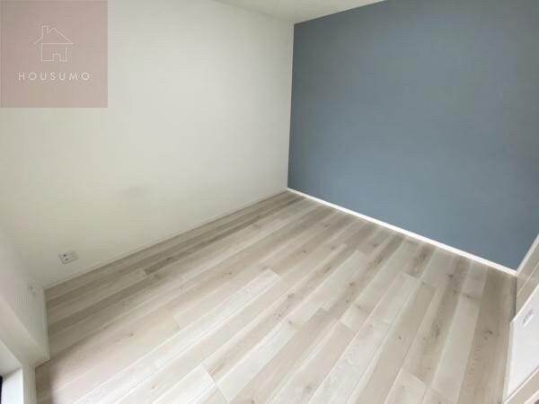 居室(使いやすいリビングです)