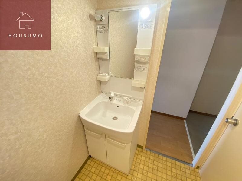 物件内観写真12　(独立洗面化粧台付き)