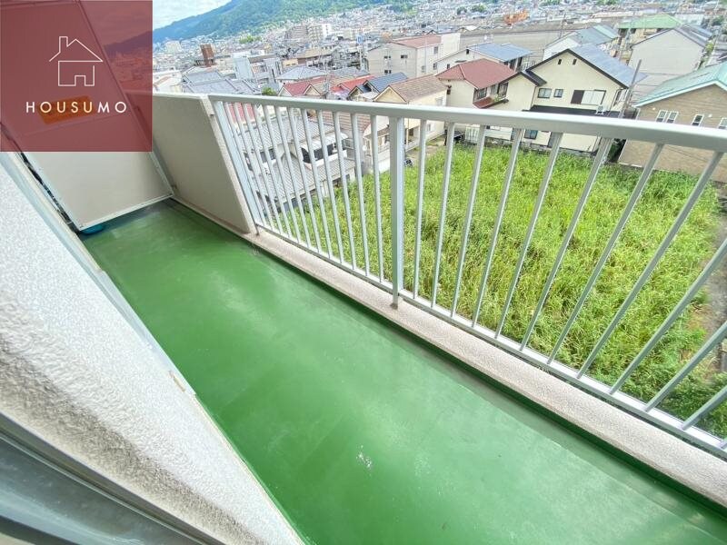 物件内観写真14　(お洗濯にも便利なバルコニー付き)