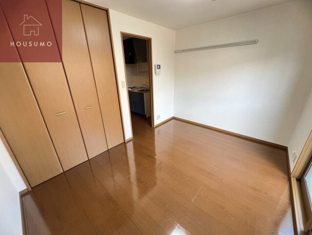 物件内観写真16　(ゆったりとしたリビングです)