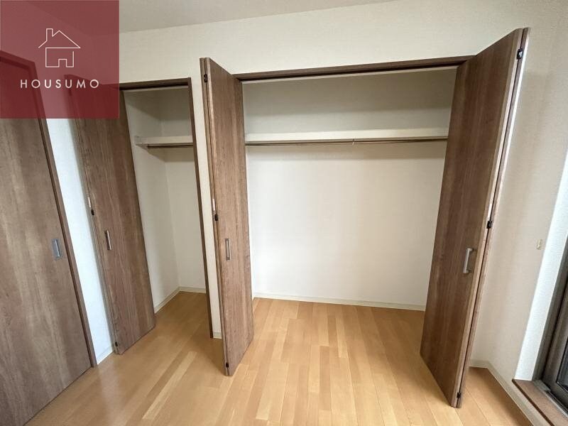 物件内観写真20　(収納豊富です)