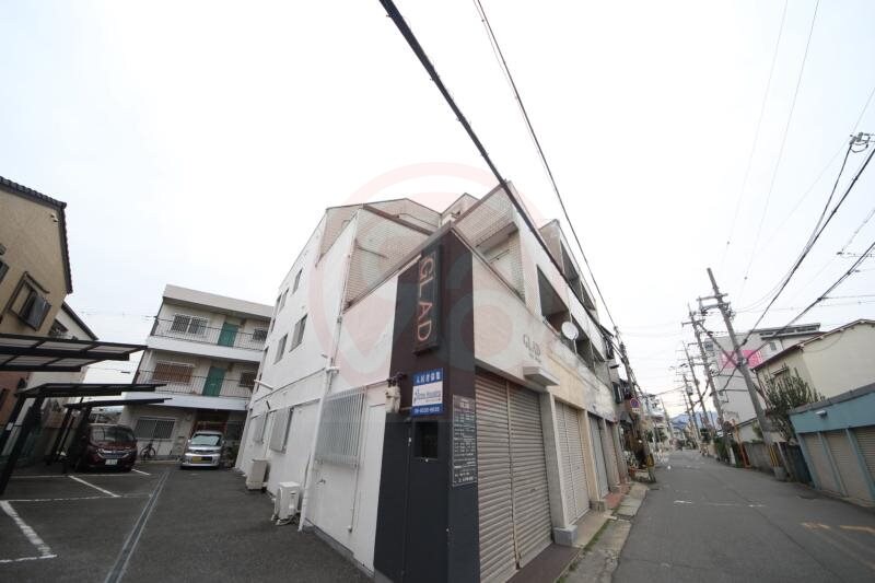 物件外観写真3　(建物外観を気になさる方へ、見た目の良い物件です)