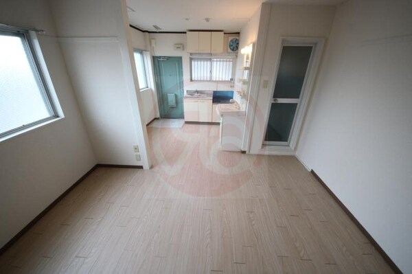 洋室(ゆったりした洋室です)