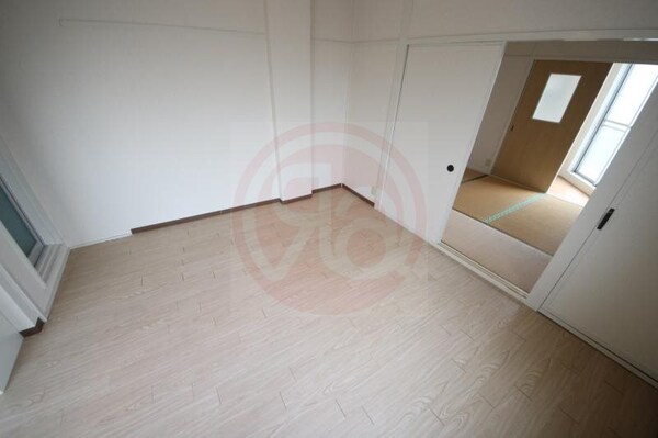 洋室(洋室です)