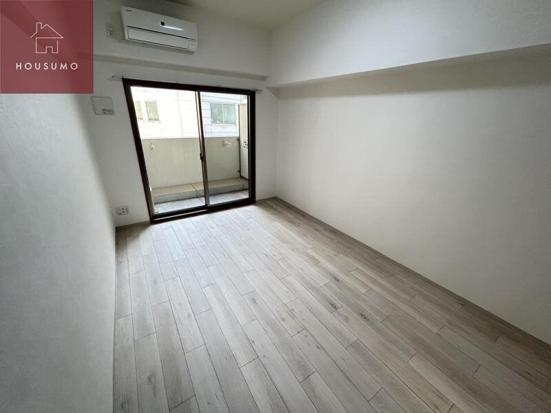 物件内観写真6　(おしゃれなリビングです)