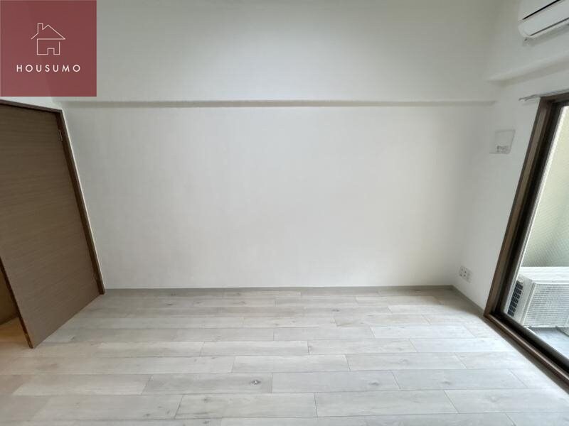 物件内観写真21　(明るい洋室です)