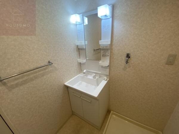 独立洗面台(朝の身支度には欠かせない独立洗面化粧台)