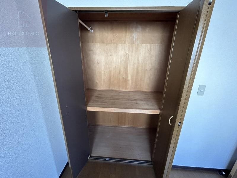 物件内観写真20　(小物を収納するのに便利です)