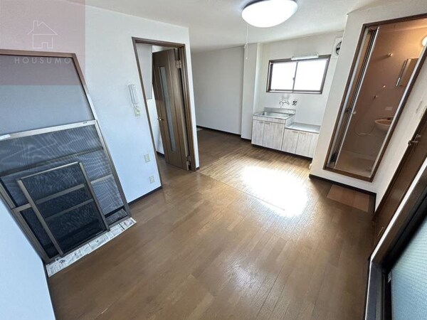 居室(ゆったりとしたリビングです)