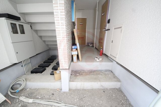 物件外観写真3　(ゆとりのあるロビーです)