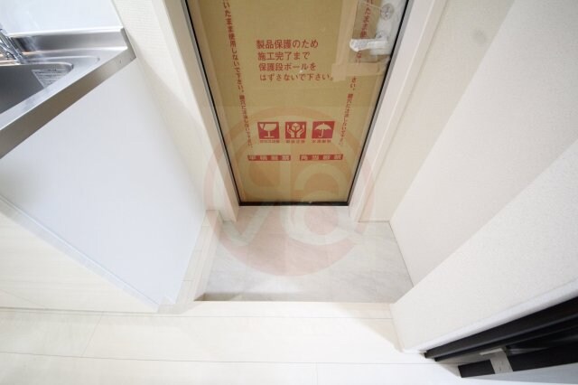 物件内観写真16　(シンプルで使いやすい玄関です)