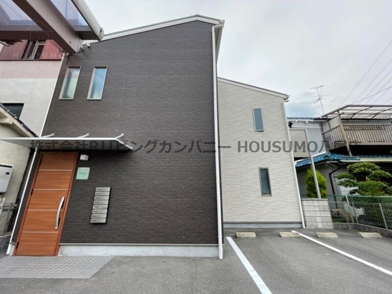 物件外観写真4　(外観です)