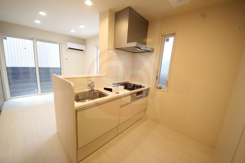 物件内観写真6　(お料理しやすいキッチンです)