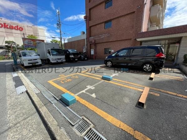 駐車場(駐車場完備です)