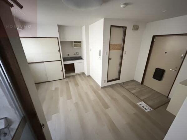 物件内観写真16　(おしゃれなリビングです)