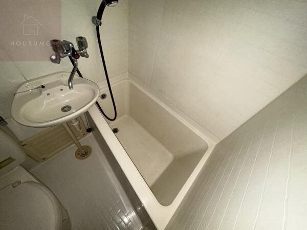 物件内観写真18　(ゆったり過ごせるお風呂です)