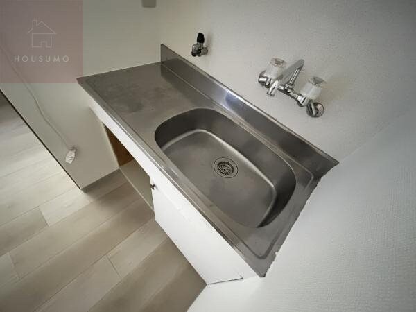 物件内観写真23　(コンパクトなキッチンで掃除もラクラク)