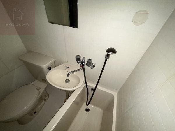 物件内観写真24　(コンパクトで使いやすいお風呂です)