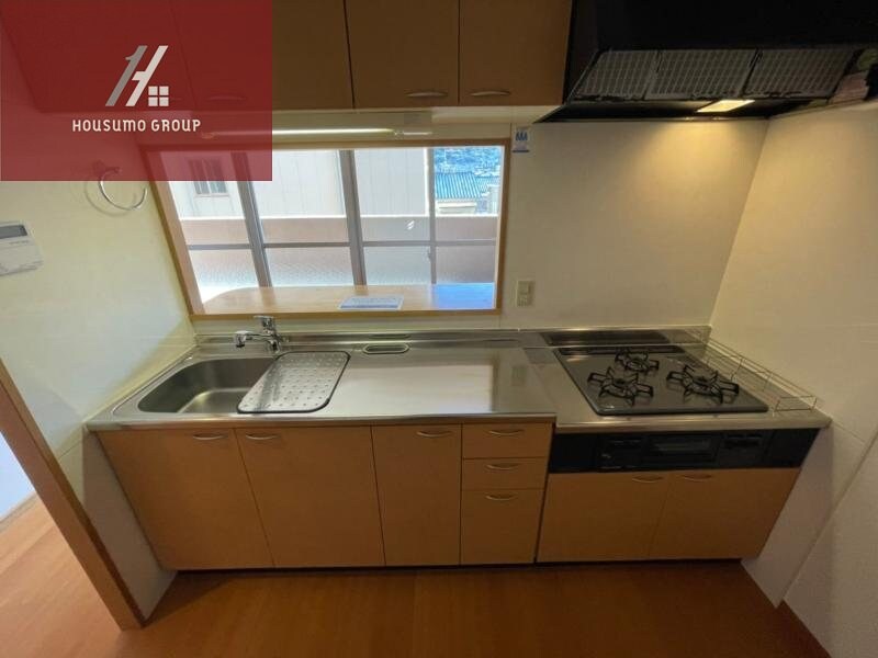 物件内観写真7　(使い勝手のいい寝室です)