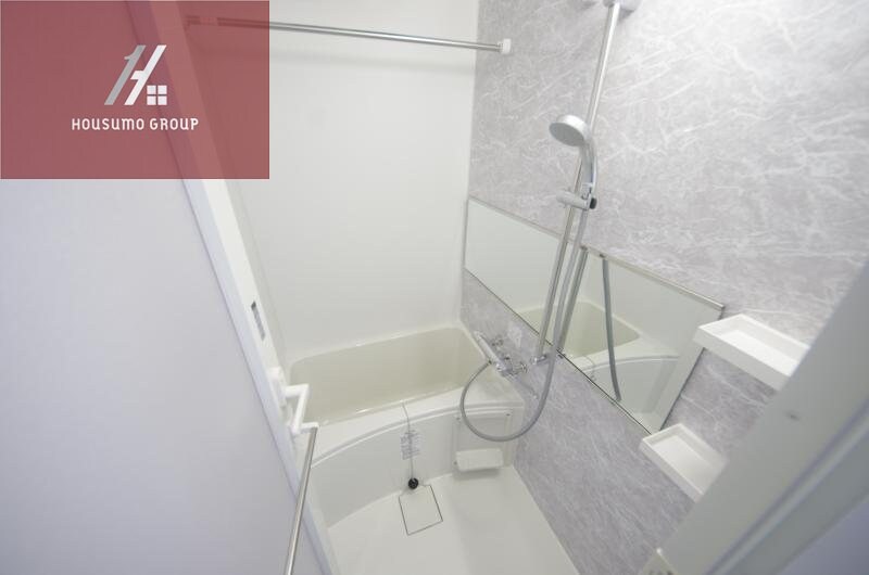 物件内観写真9　(きれいなお風呂です)