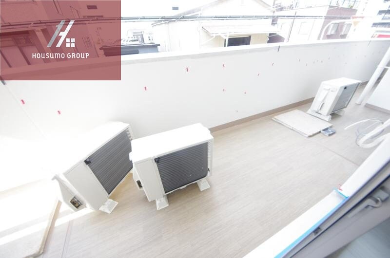 物件内観写真14　(バルコニーからの眺めを楽しみながら食事をしませんか)