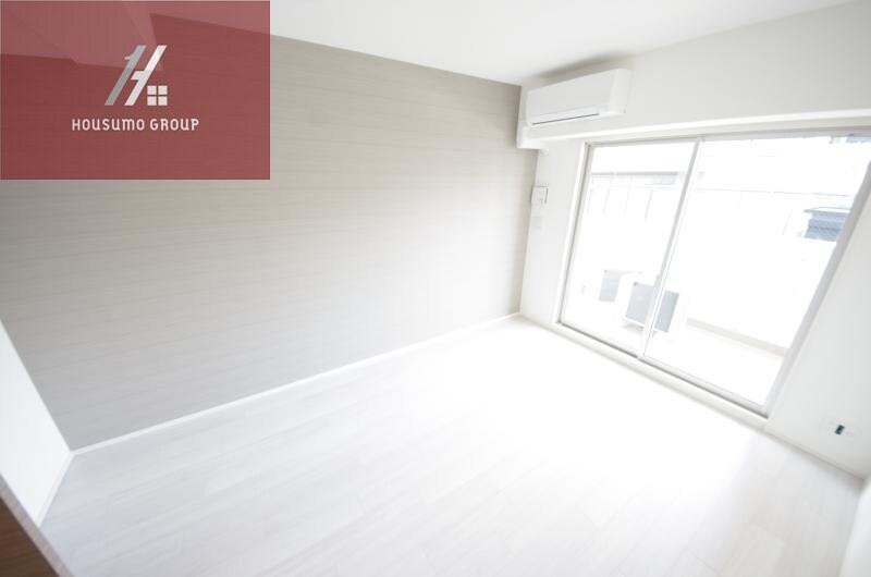 物件内観写真5　(リビングです)