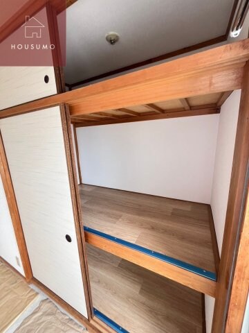 物件内観写真16　(ちょっとした収納スペースも充実しています)