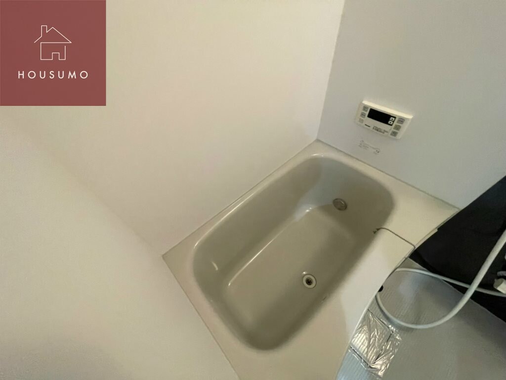 物件内観写真18　(日々の疲れを癒すお風呂付です)