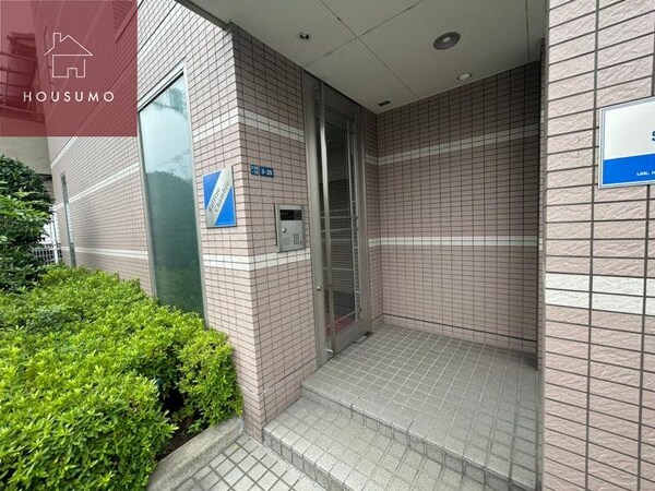 エントランス(毎日通るエントランスはこのようになっています)