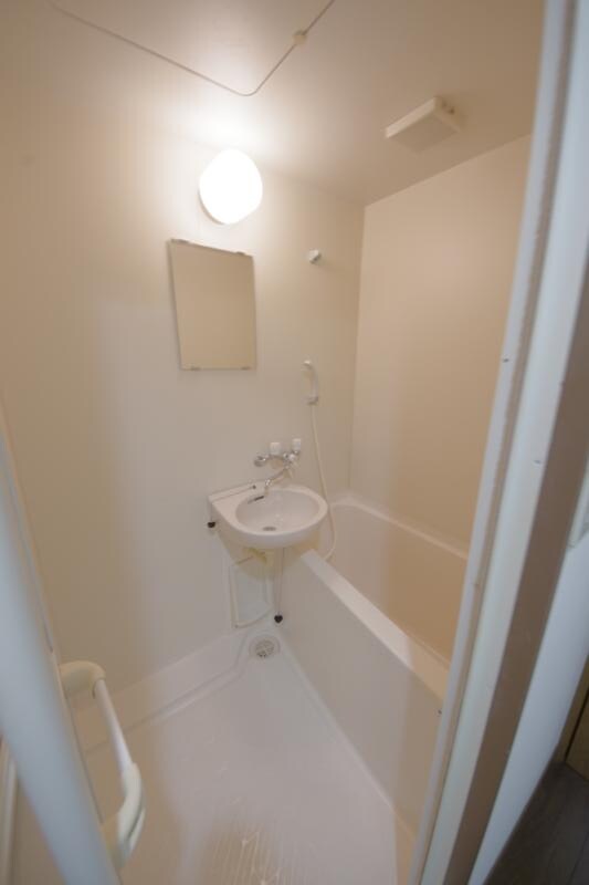 物件内観写真18　(お風呂です)