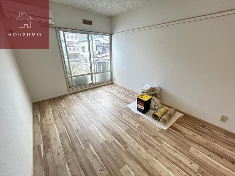 物件内観写真3　(きれいな洋室です)