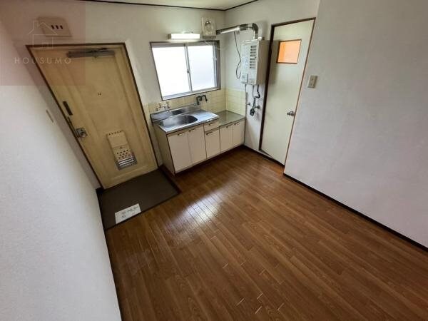 居室(おしゃれな居間です)