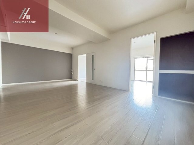 物件内観写真4　(ゆったり過ごせる居間です)