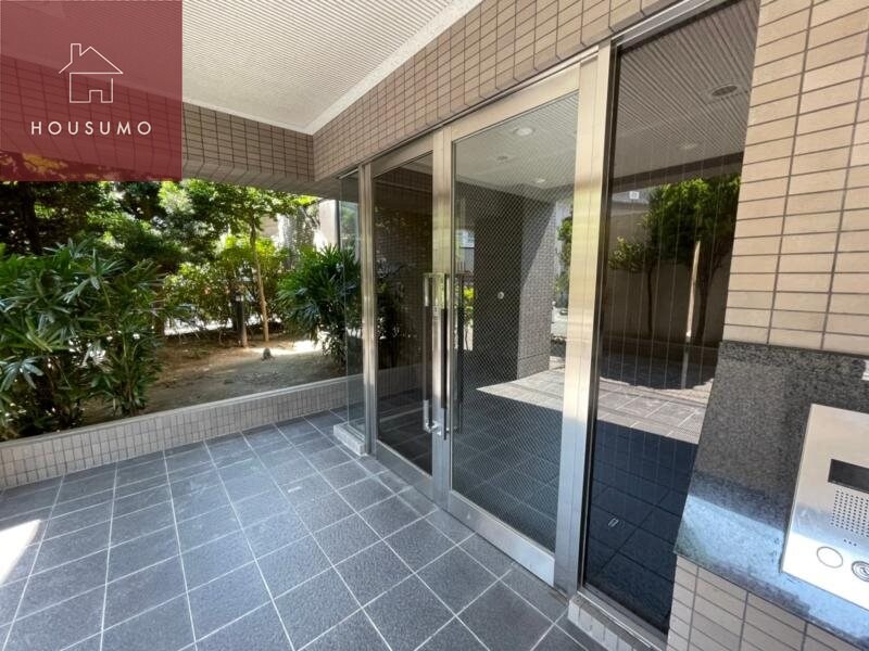 物件外観写真3　(落ち着いたロビーです)