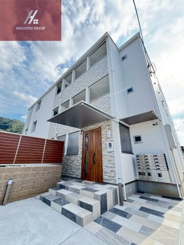 物件外観写真3　(こちら、外観パースです)