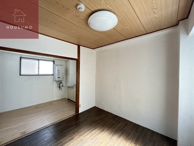 物件内観写真13　(使いやすい居間です)